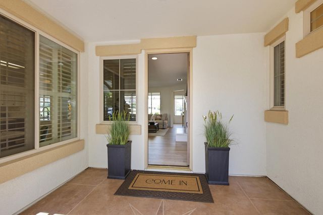 1817 Barn Valley, Lincoln, CA 95648