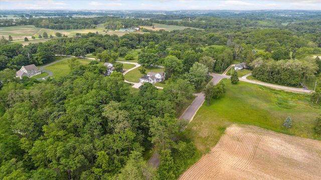 2611 SOUTH ROAD, Burlington, WI 53105