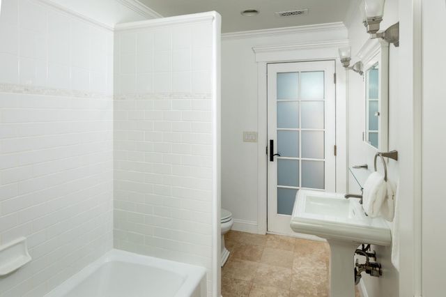 709 Orange Avenue, Los Altos, CA 94022