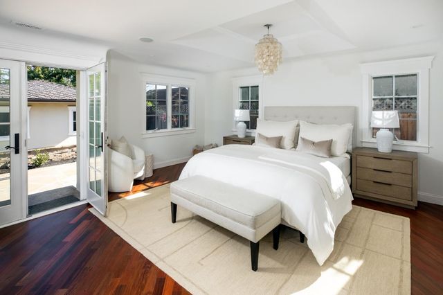 709 Orange Avenue, Los Altos, CA 94022