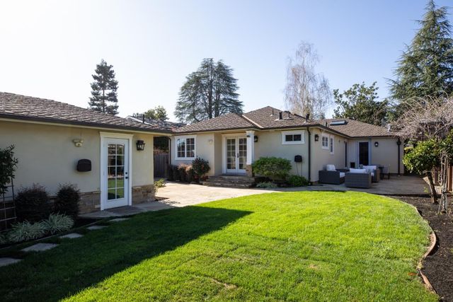 709 Orange Avenue, Los Altos, CA 94022