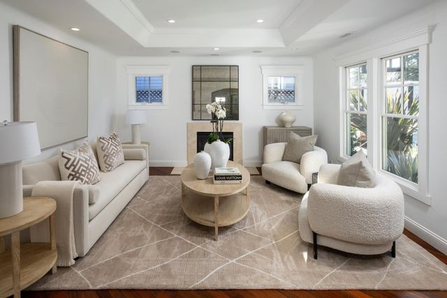 709 Orange Avenue, Los Altos, CA 94022