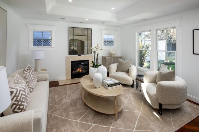 709 Orange Avenue, Los Altos, CA 94022