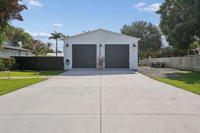 836 34th Avenue, Vero Beach, FL 32960