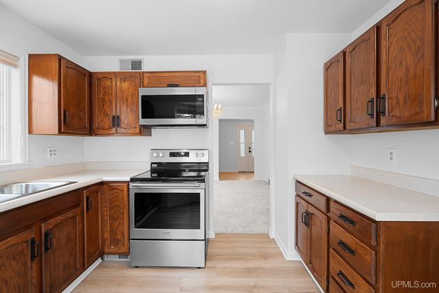 420 Cass Avenue, Kingsford, MI 49802