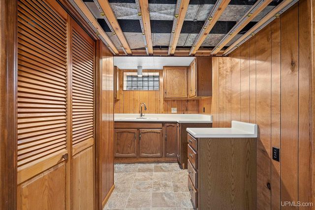 420 Cass Avenue, Kingsford, MI 49802