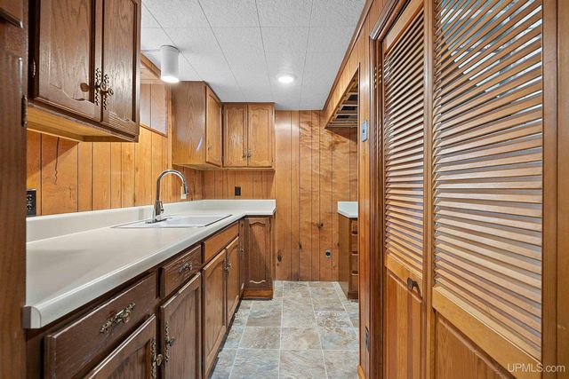 420 Cass Avenue, Kingsford, MI 49802