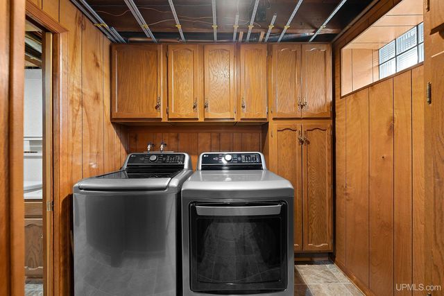 420 Cass Avenue, Kingsford, MI 49802