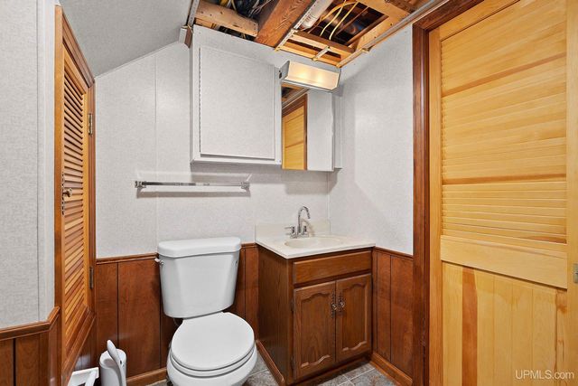 420 Cass Avenue, Kingsford, MI 49802