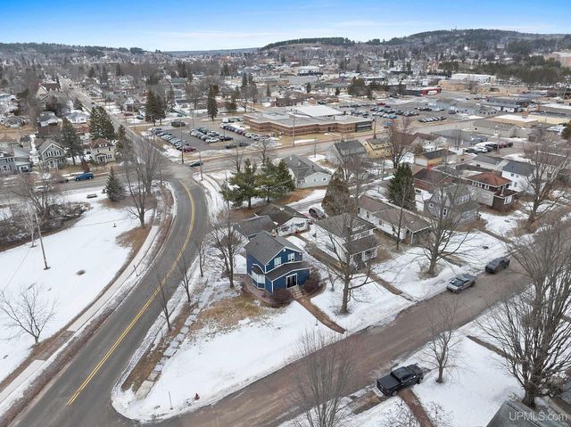 420 Cass Avenue, Kingsford, MI 49802