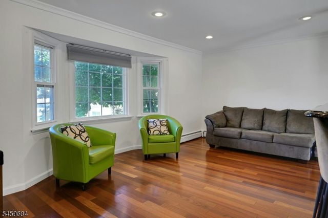10 Cambray Rd, Montville Twp., NJ 07045