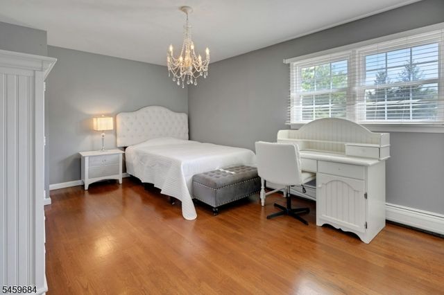 10 Cambray Rd, Montville Twp., NJ 07045