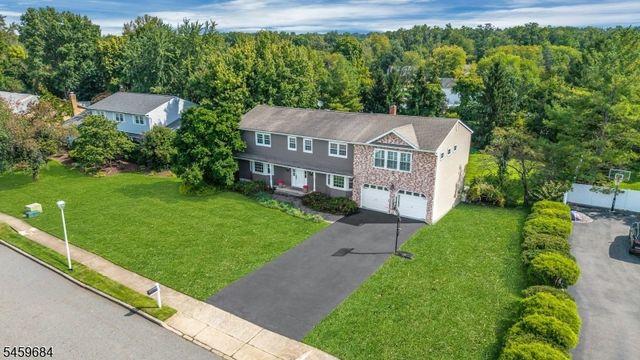 10 Cambray Rd, Montville Twp., NJ 07045
