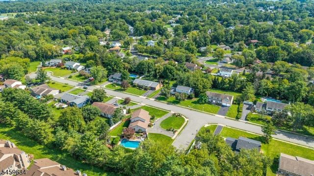 10 Cambray Rd, Montville Twp., NJ 07045