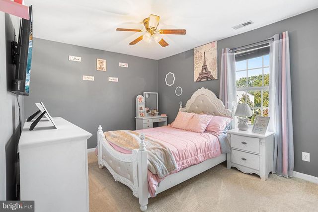323 PIGOTT DR, Florence, NJ 08518