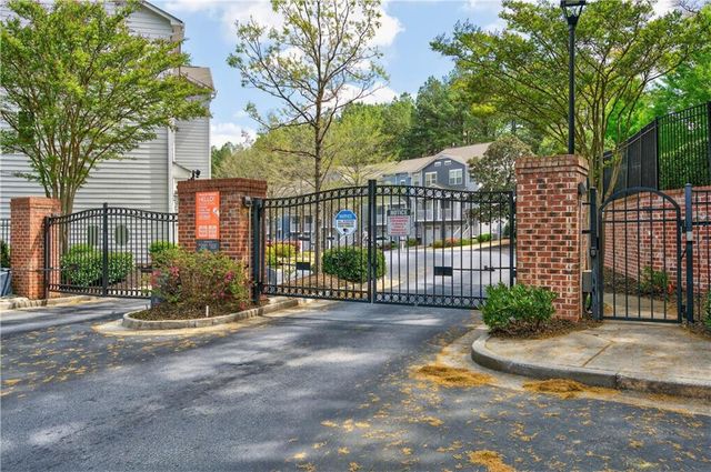 1609 Liberty Parkway NW, Atlanta, GA 30318