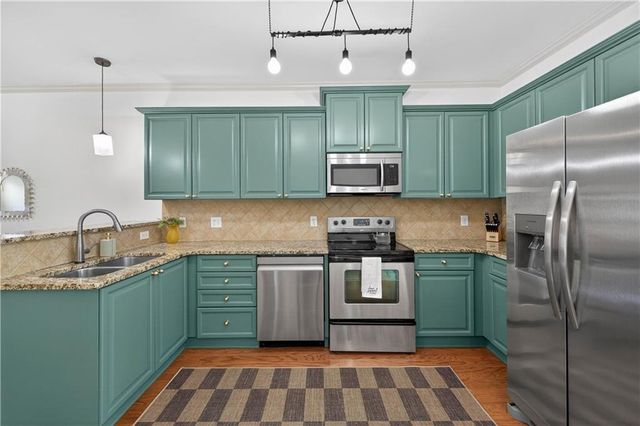 1609 Liberty Parkway NW, Atlanta, GA 30318