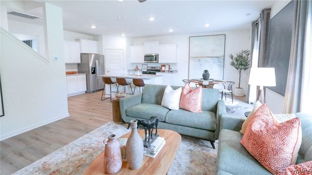 11912 Orchard, Moundville, AL 35474