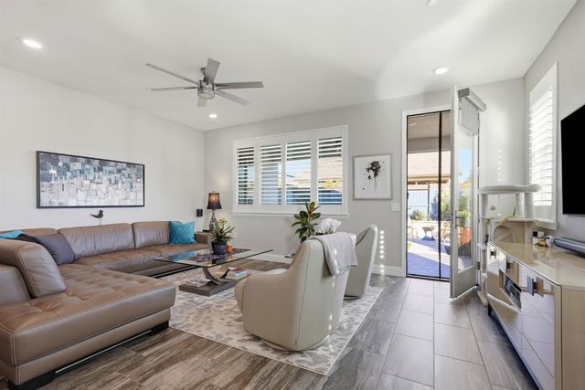 2025 Begonia Ln, El Dorado Hills, CA 95762