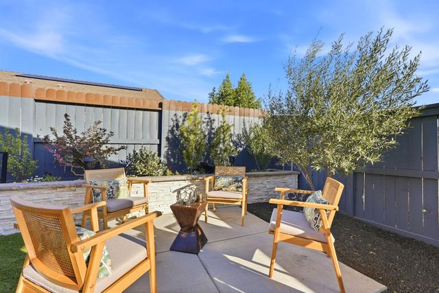 2025 Begonia Ln, El Dorado Hills, CA 95762