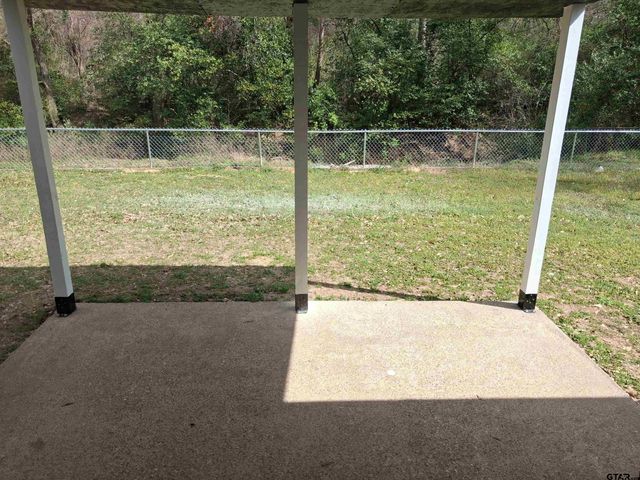 2332 Pinkerton Dr, Tyler, TX 75701