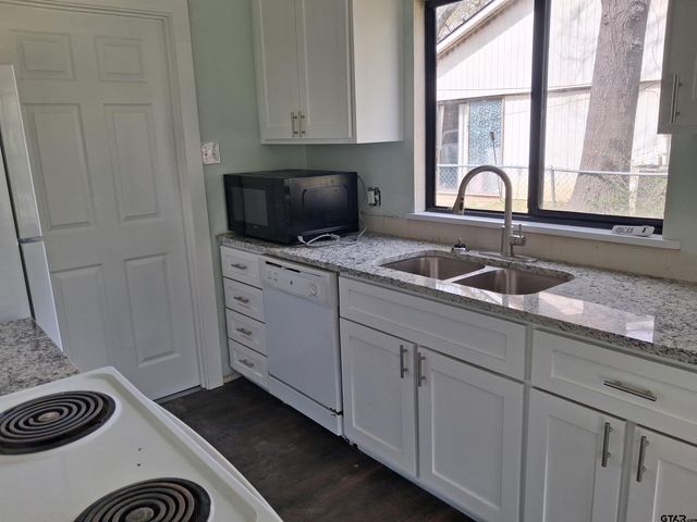 2332 Pinkerton Dr, Tyler, TX 75701