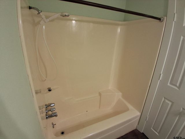 2332 Pinkerton Dr, Tyler, TX 75701