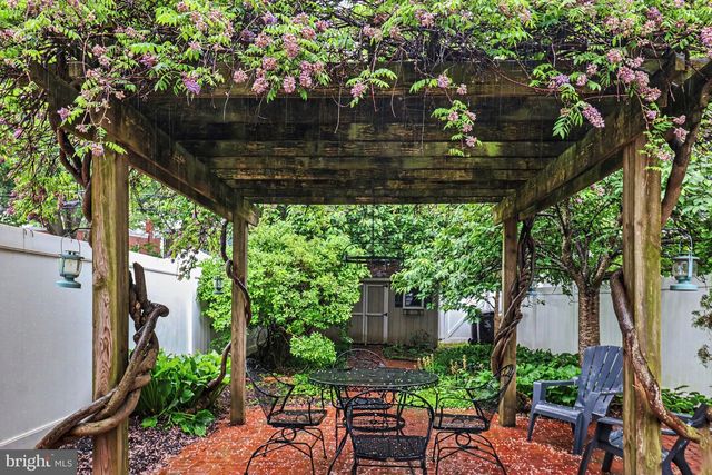 1720 LOCUST ST, Norristown, PA 19401