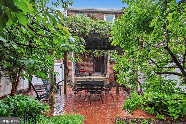 1720 LOCUST ST, Norristown, PA 19401