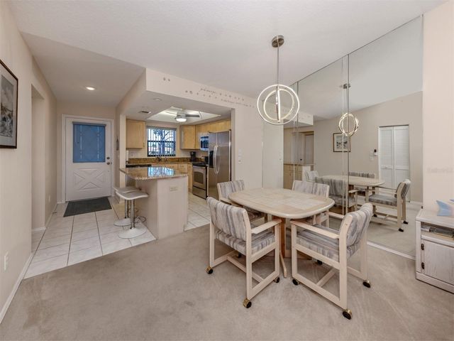 1211 CAPRI ISLES BOULEVARD 114, Venice, FL 34292