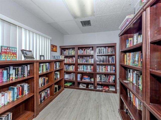 1211 CAPRI ISLES BOULEVARD 114, Venice, FL 34292