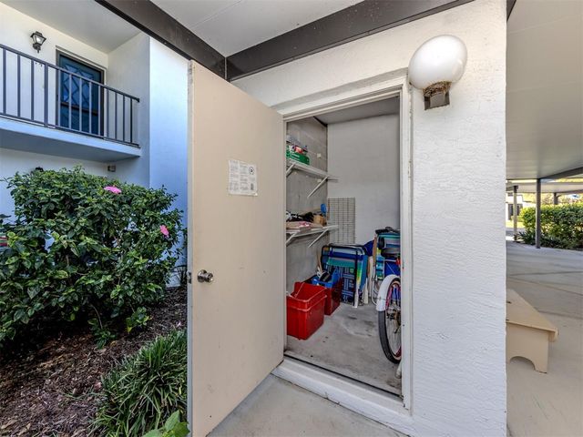 1211 CAPRI ISLES BOULEVARD 114, Venice, FL 34292