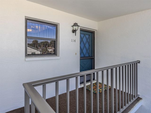 1211 CAPRI ISLES BOULEVARD 114, Venice, FL 34292