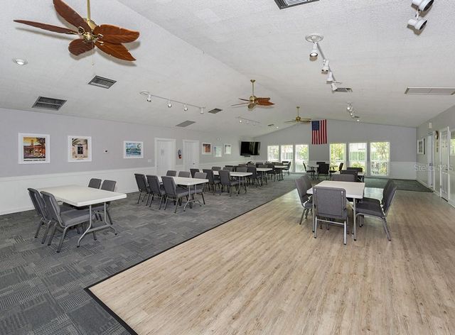 1211 CAPRI ISLES BOULEVARD 114, Venice, FL 34292