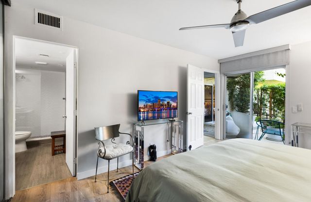 1552 S Camino Real 127, Palm Springs, CA 92264