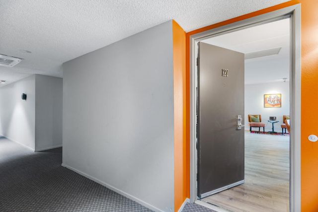 1552 S Camino Real 127, Palm Springs, CA 92264