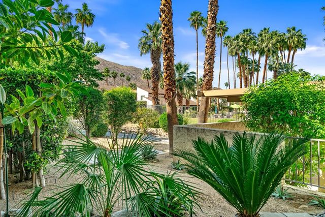 1552 S Camino Real 127, Palm Springs, CA 92264