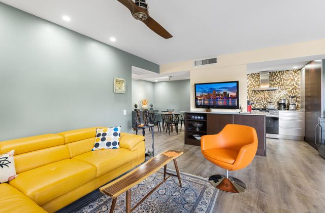 1552 S Camino Real 127, Palm Springs, CA 92264