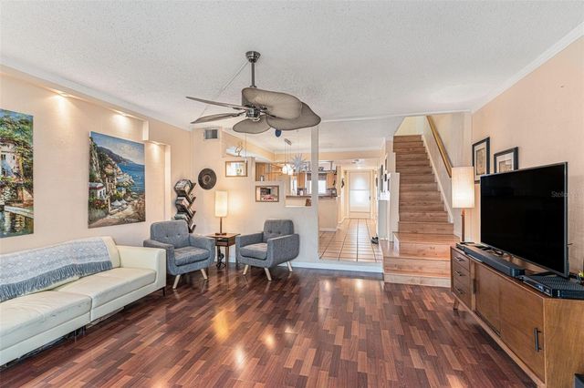 12465 2ND STREET E 105B, Treasure Island, FL 33706