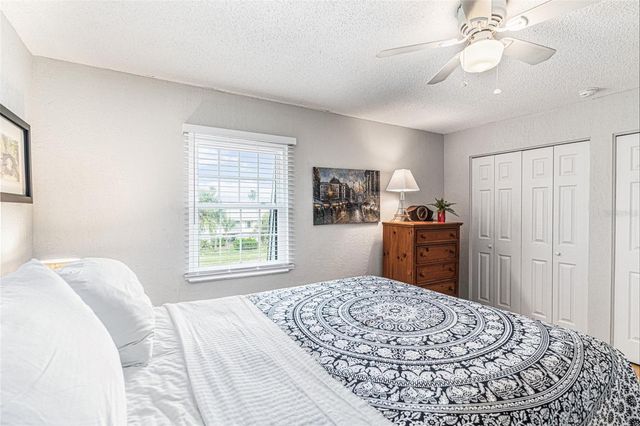 12465 2ND STREET E 105B, Treasure Island, FL 33706