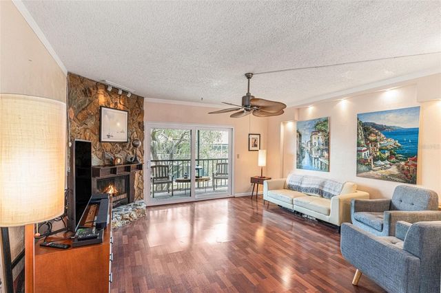 12465 2ND STREET E 105B, Treasure Island, FL 33706