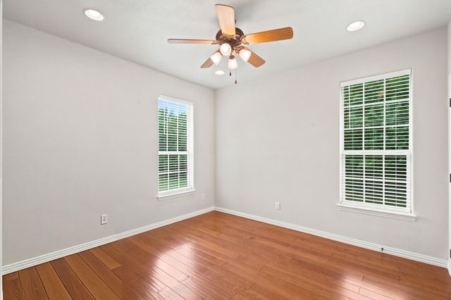 140 Buckingham Court, Weatherford, TX 76088