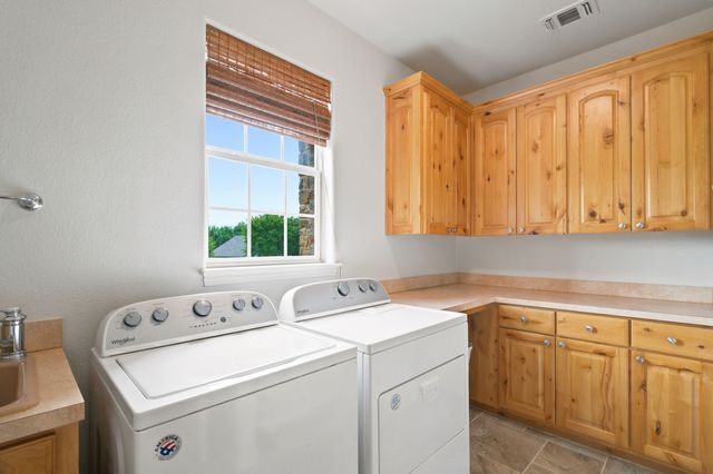 140 Buckingham Court, Weatherford, TX 76088