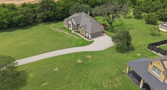 140 Buckingham Court, Weatherford, TX 76088