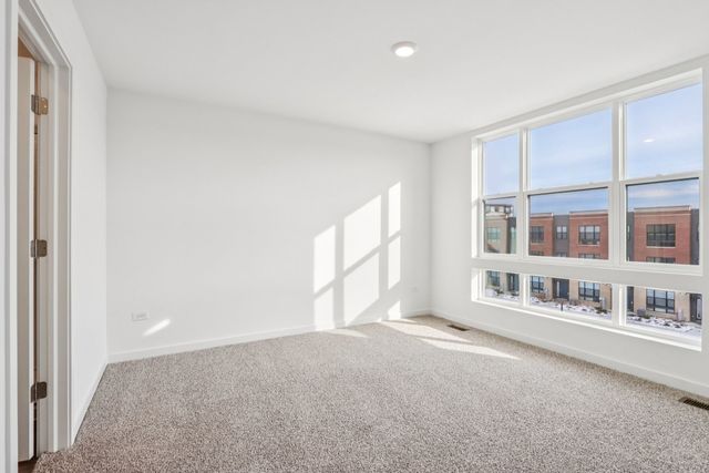 361 Summit Circle, Lombard, IL 60148