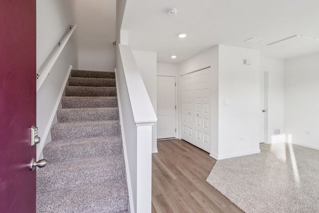 361 Summit Circle, Lombard, IL 60148