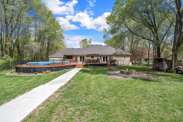 6370 232nd Street W, Faribault, MN 55021