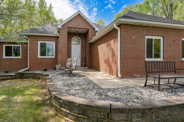 6370 232nd Street W, Faribault, MN 55021