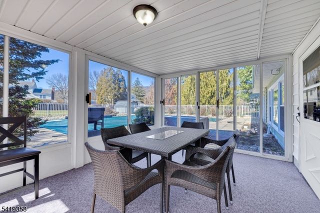 705 Schoolhouse Ln, Bound Brook Boro, NJ 08805