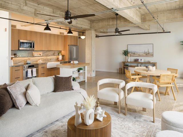 710 Colorado ST 8B, Austin, TX 78701